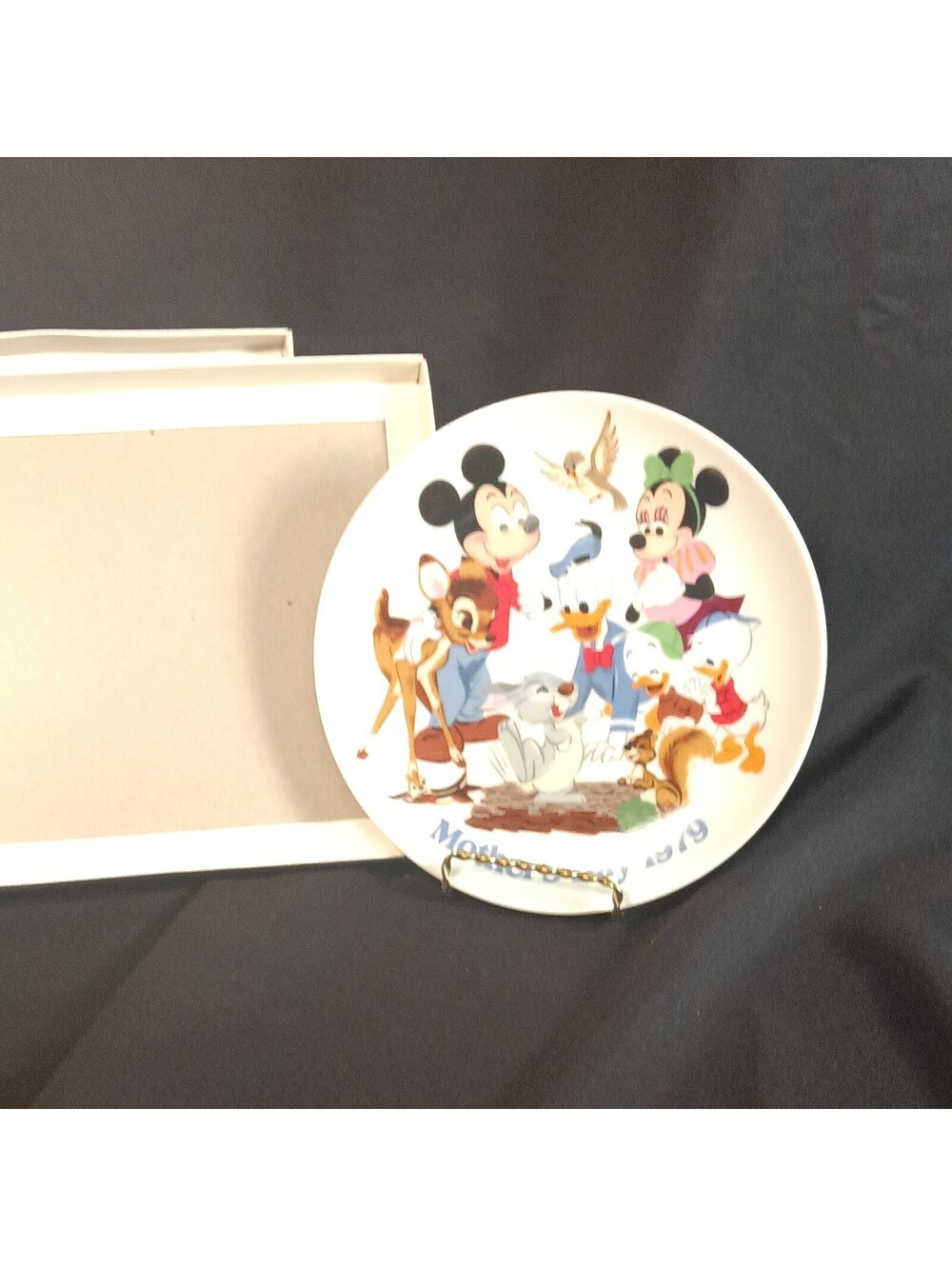 Schmid Disney Mother's Day 1979 Sixth Limited Edition Decorative Plate